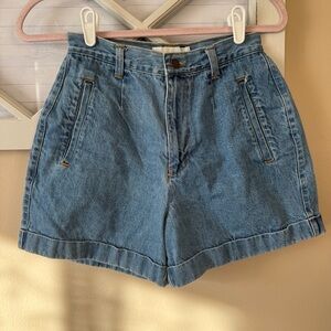 Paris‎ Sports club size 6 vintage Jean shorts bareback